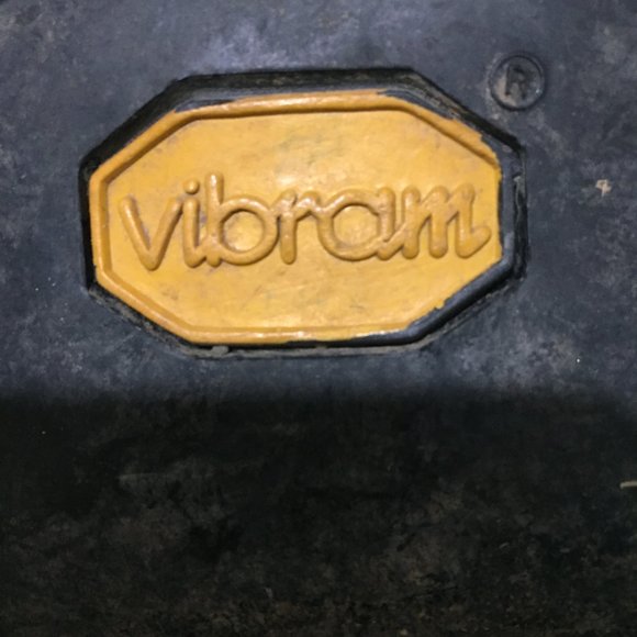 VINTAGE VIBRAM LEATHER HIKING BOOTS SIZE 8 - Picture 7 of 8